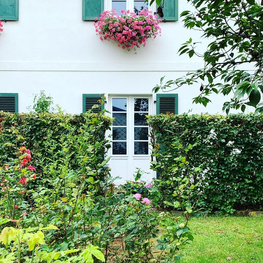 Isabelle'S Rosegarden Hotel Beckerich ภายนอก รูปภาพ